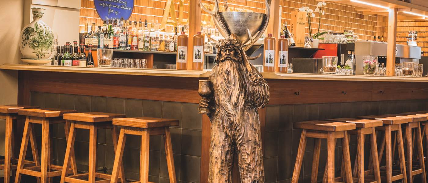Wilde Männle Oberstdorf Theke